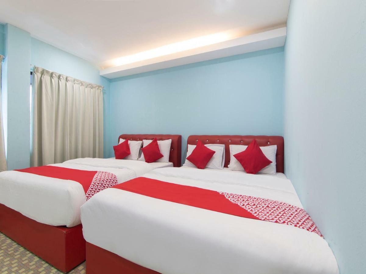 Oyo 1136 Pd Star Hotel Port Dickson Dış mekan fotoğraf