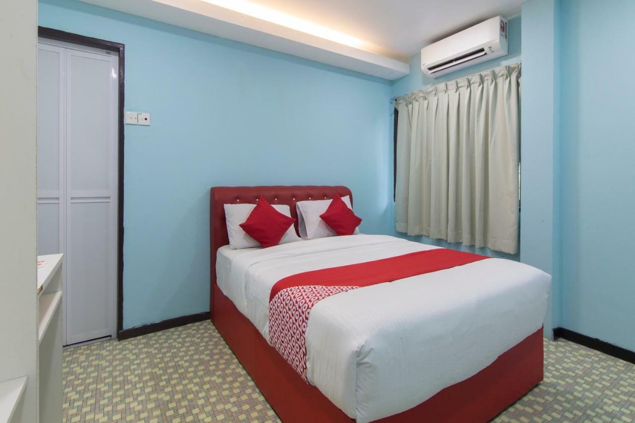 Oyo 1136 Pd Star Hotel Port Dickson Dış mekan fotoğraf