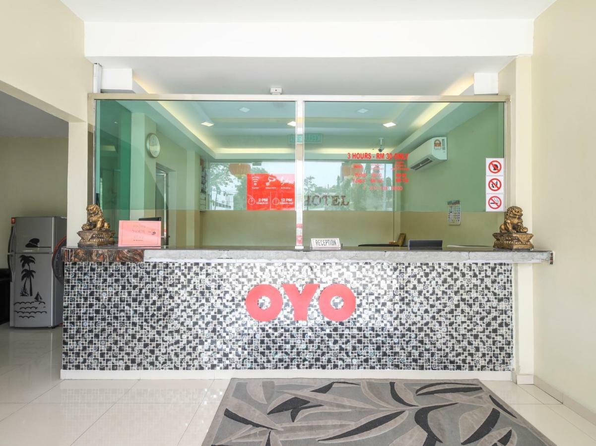 Oyo 1136 Pd Star Hotel Port Dickson Dış mekan fotoğraf